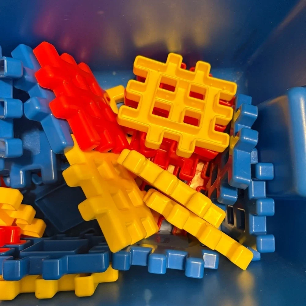 Little Tikes Waffle Building Block Storage Tub with Blocks Vintage Blue Yellow